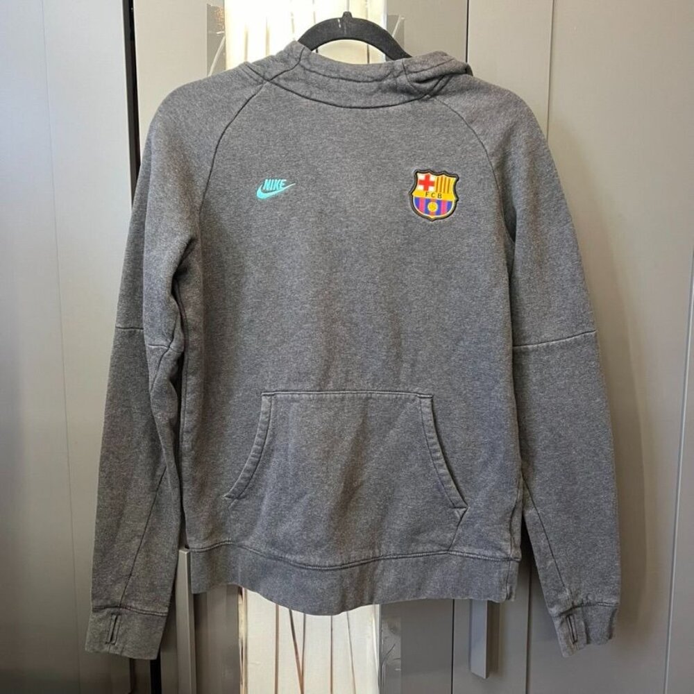 Nike  FCB  Youth  100% cotton  grey  hoodie  Size XL